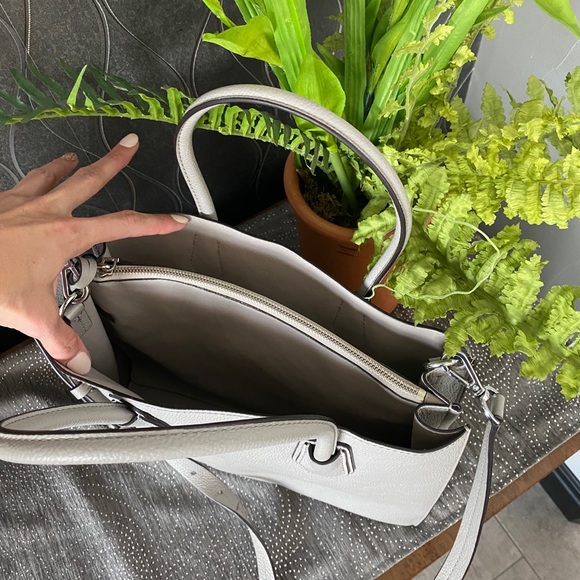 Michael Kors Mercer Crossbody Leather Purse - Picture 6 of 15